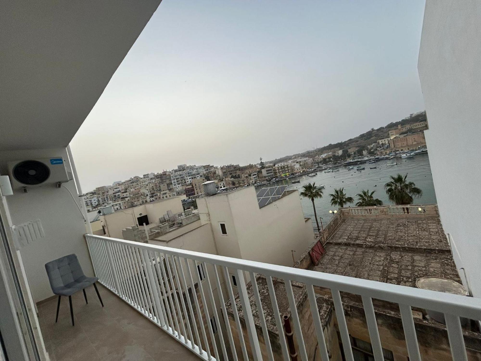 Seaview Setters Studio Apartment Marsaskala Esterno foto