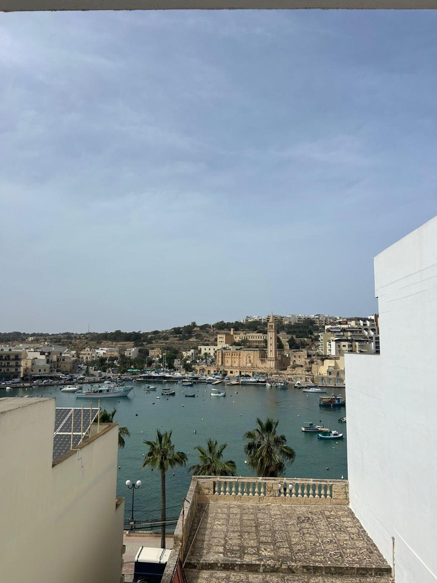 Seaview Setters Studio Apartment Marsaskala Esterno foto